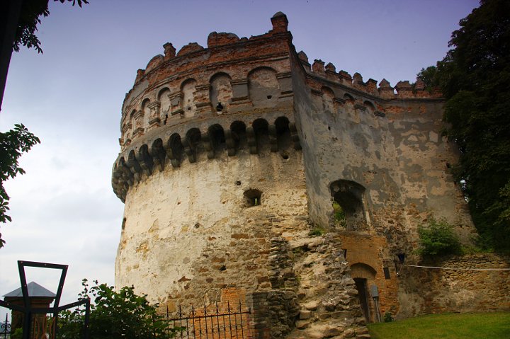 ОСТРОЗЬКИЙ ЗАМОК - Замок князів Острозьких 3 Острозький замок