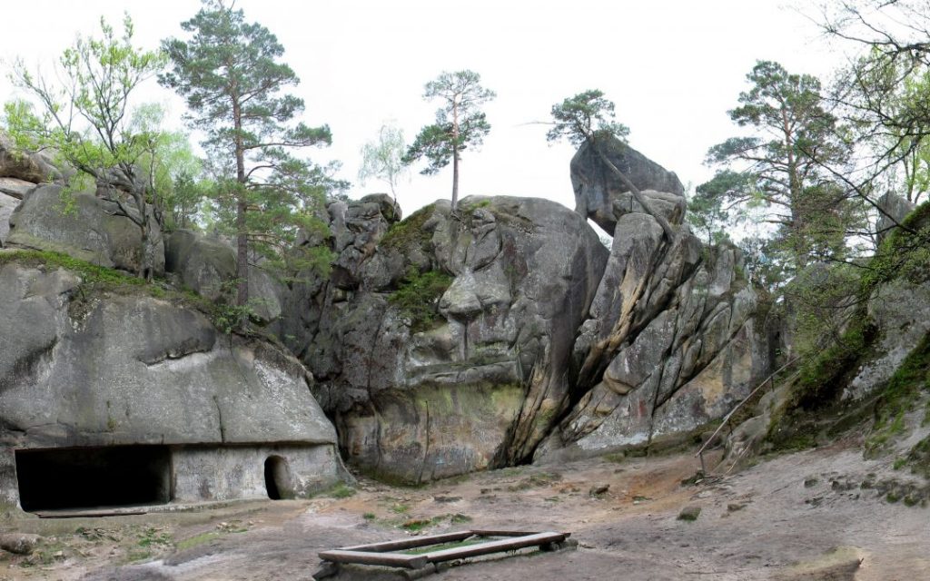 Українські Карпати — відпочинок на будь який смак і гаманець 14 Скелі Довбуша