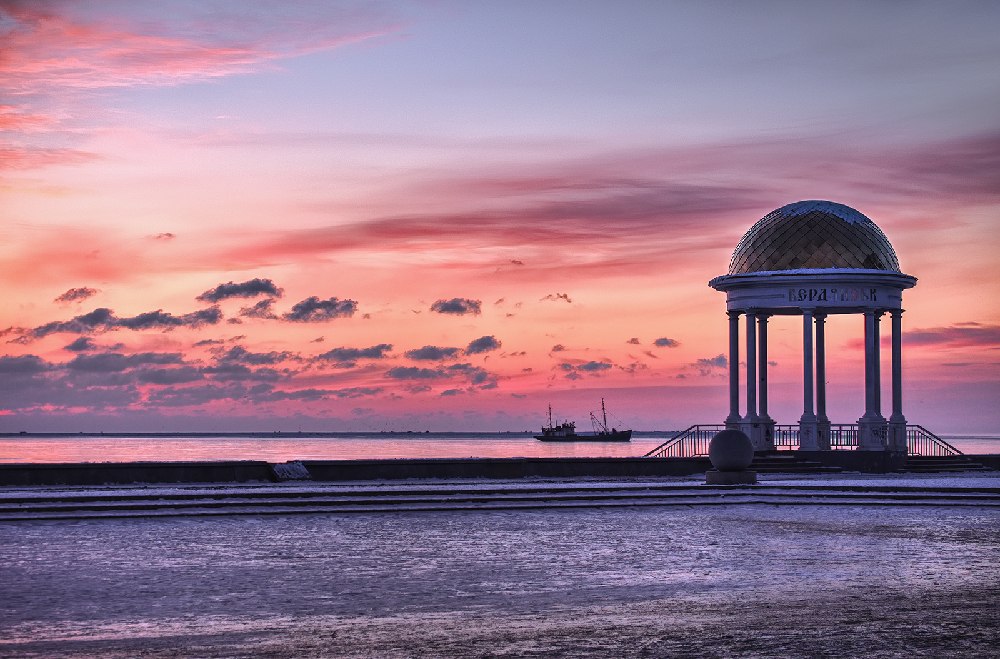 КУРОРТИ УКРАЇНИ — 4 кращих морських курорти в Україні 2 Курорти України: Бердянськ