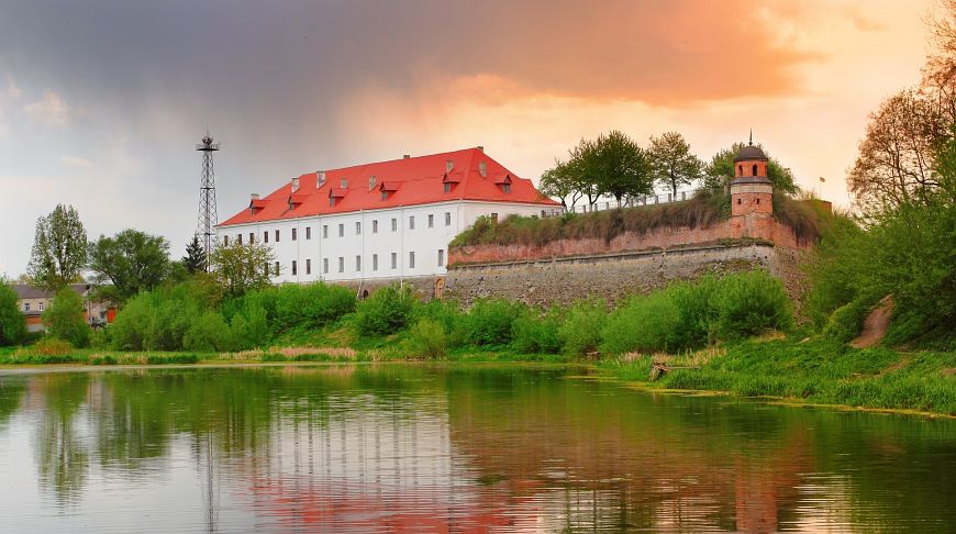 Дубенський замок — один з найстаріших замків України 7 Дубенський замок — один з найстаріших замків України